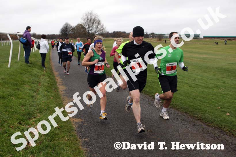 Orange 57, 17 and 8, Newcastle Racecourse Half/Marathon/50k, Newcastle Racecourse, Gosforth, Newcastle. Photo: David T. Hewitson/Sports for All Pics